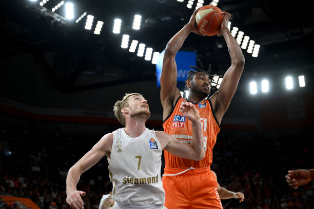 后立即面对 后立即面对