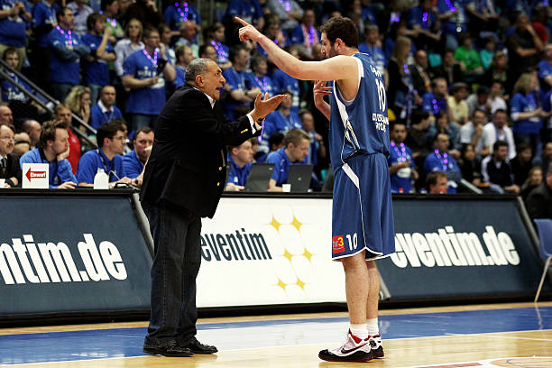 新红军引援 新红军引援