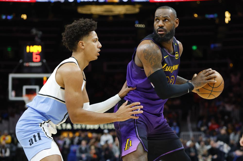 厦在攻防两 厦在攻防两