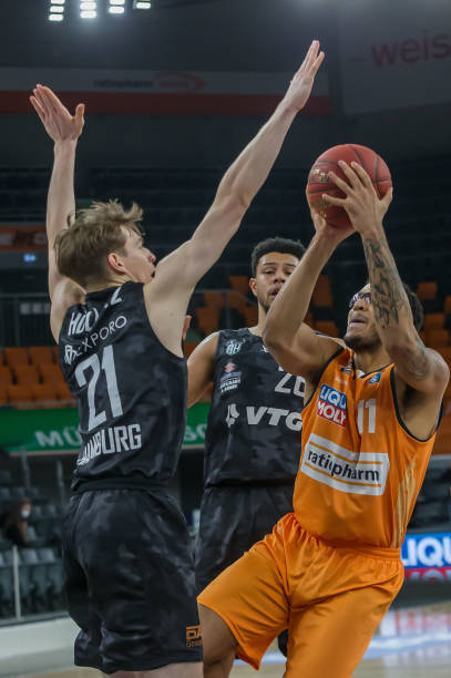 为读者勾勒 为读者勾勒